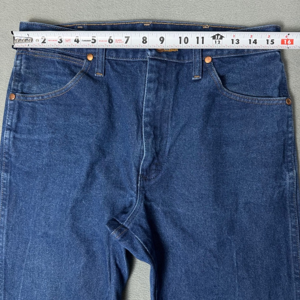 Vintage Wrangler Jeans Mens 31x34 Cowboy Cut 13MWZ Original Fit Dark Wash Denim - Picture 5 of 8